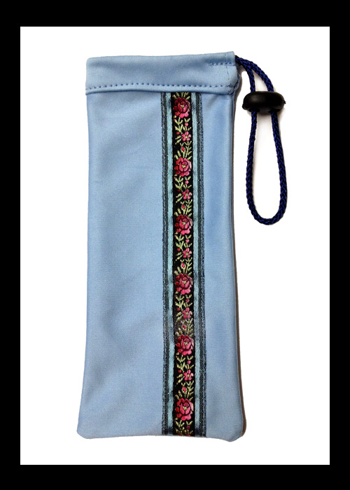NOMISA microfiber cleaning pouch minh eyeglass Januray 2013 Pouch of the Month